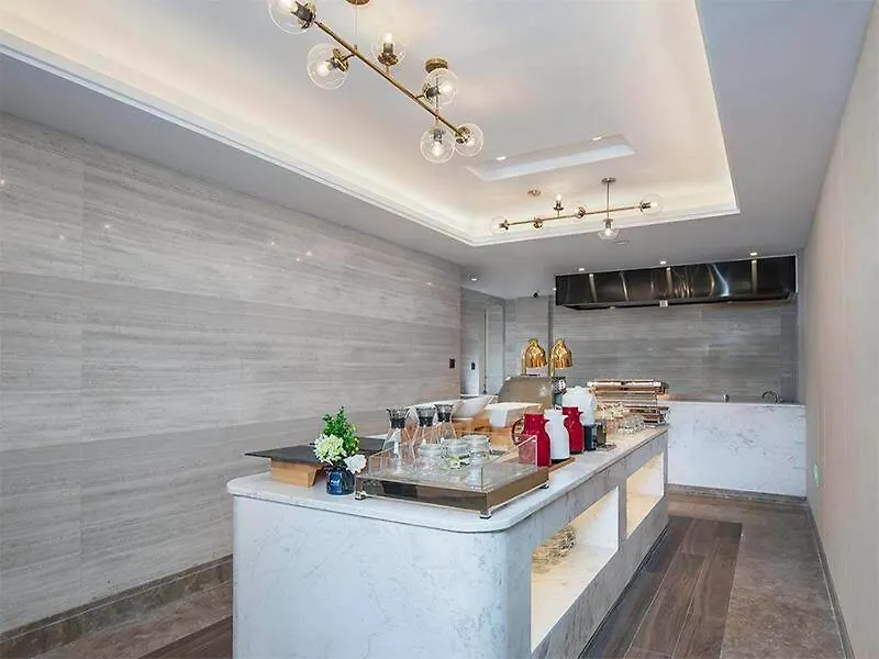 ****  Kyriad Hotel Luoyang Longmen Railway Station China