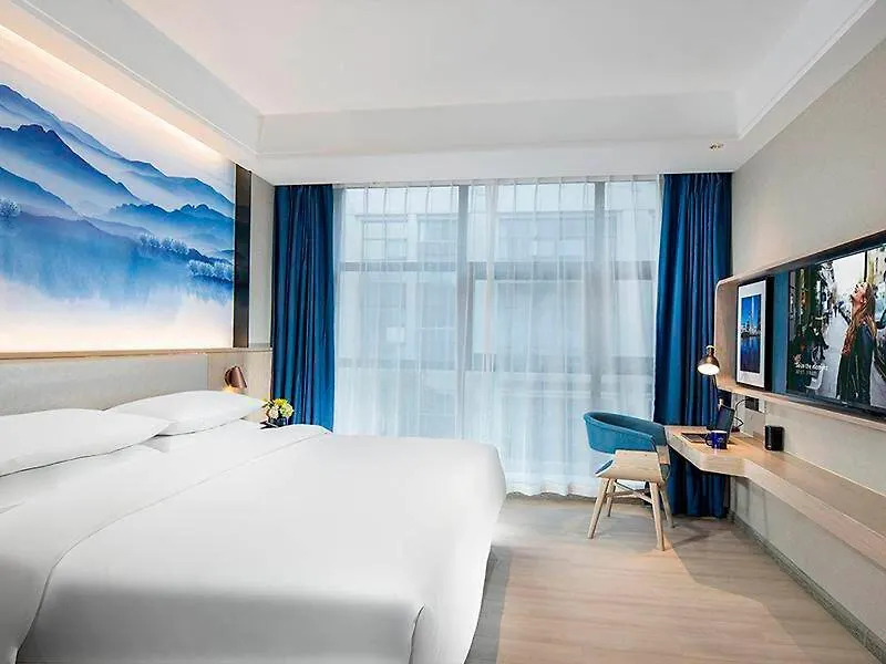Kyriad Hotel Luoyang Longmen Railway Station 4*, Luoyang (Henan) China